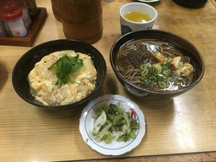 大衆食堂新竹三楽_親子丼